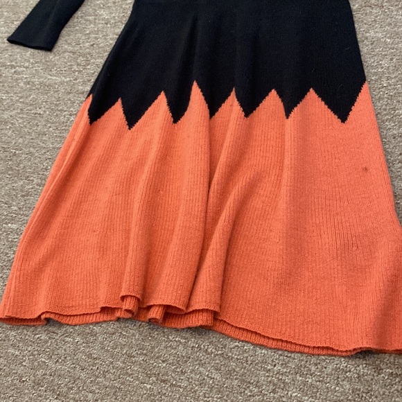 5/$15 H&M 3 color 3/4 sleeve mini dress size 2 - Picture 3 of 3